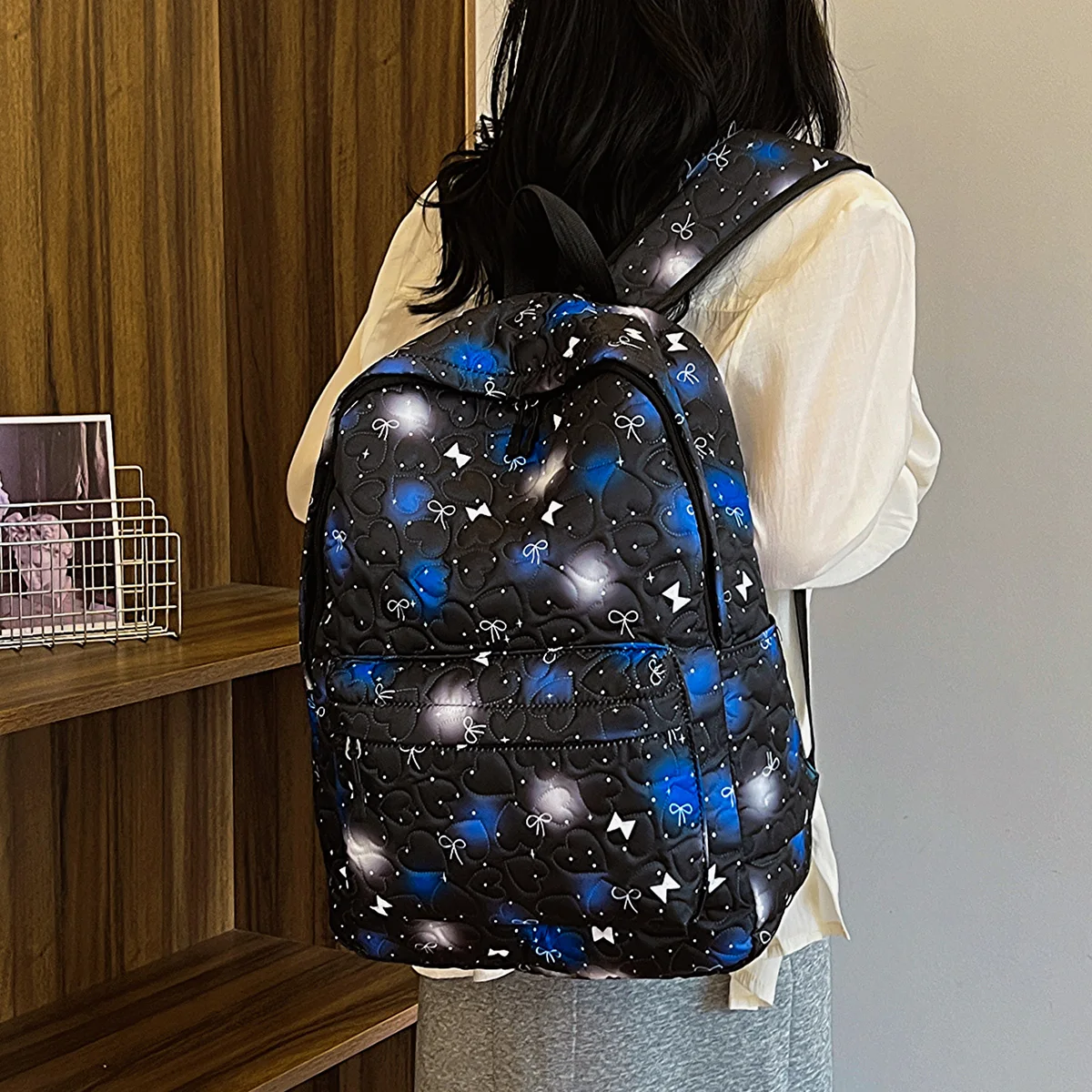 Bump Zipper Closure Fashion Backpack