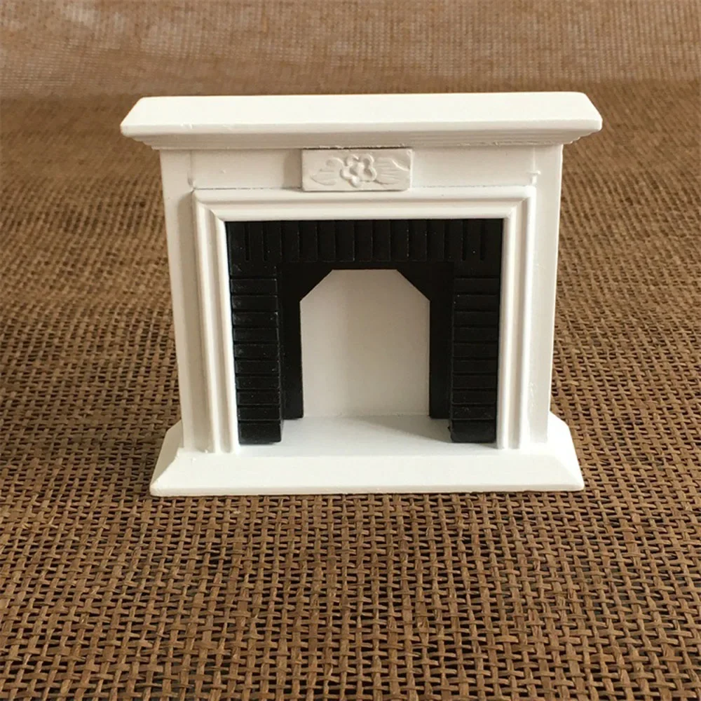 

1/12 Dollhouse Miniature Accessories Mini Wooden Fireplace Simulation Furniture Toys for Doll House Decoration