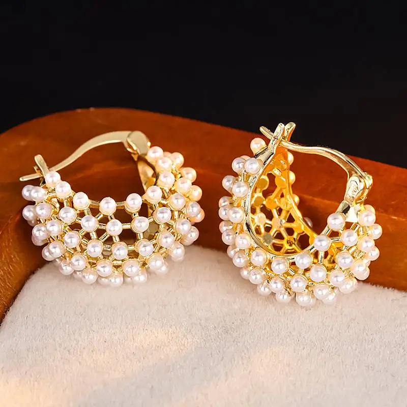 Huitan Gentle Imitation Pearl Women Hoop Earrings Elegant Party Wedding Accessories Gold Color Luxury Jewelry for Lady Chic Gift