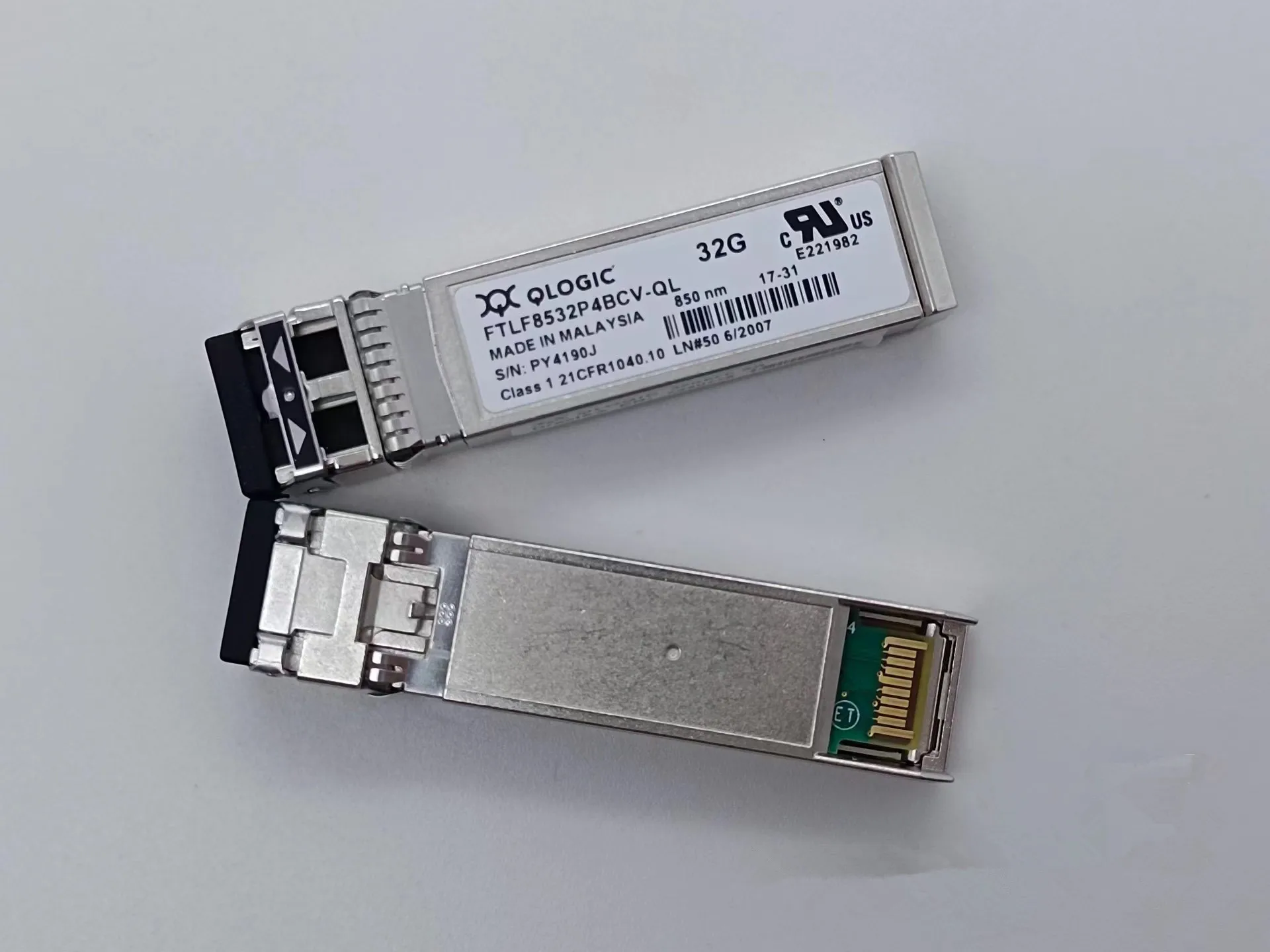 Qlogic FTLF8532P4BCV-QL SFP+ 32GB Optical Switch/QLE2740 QLE2742 QLE2764 QLE2770 QLE2772 QLE2774 Optical HBA Transceiver