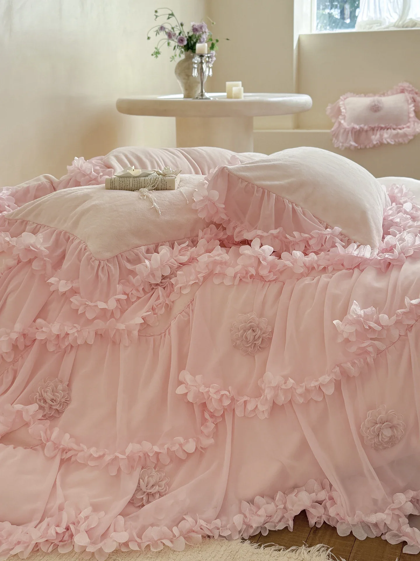 Milk fleece winter four-piece set girl lace lace quilt cover plush sheets plush bedding