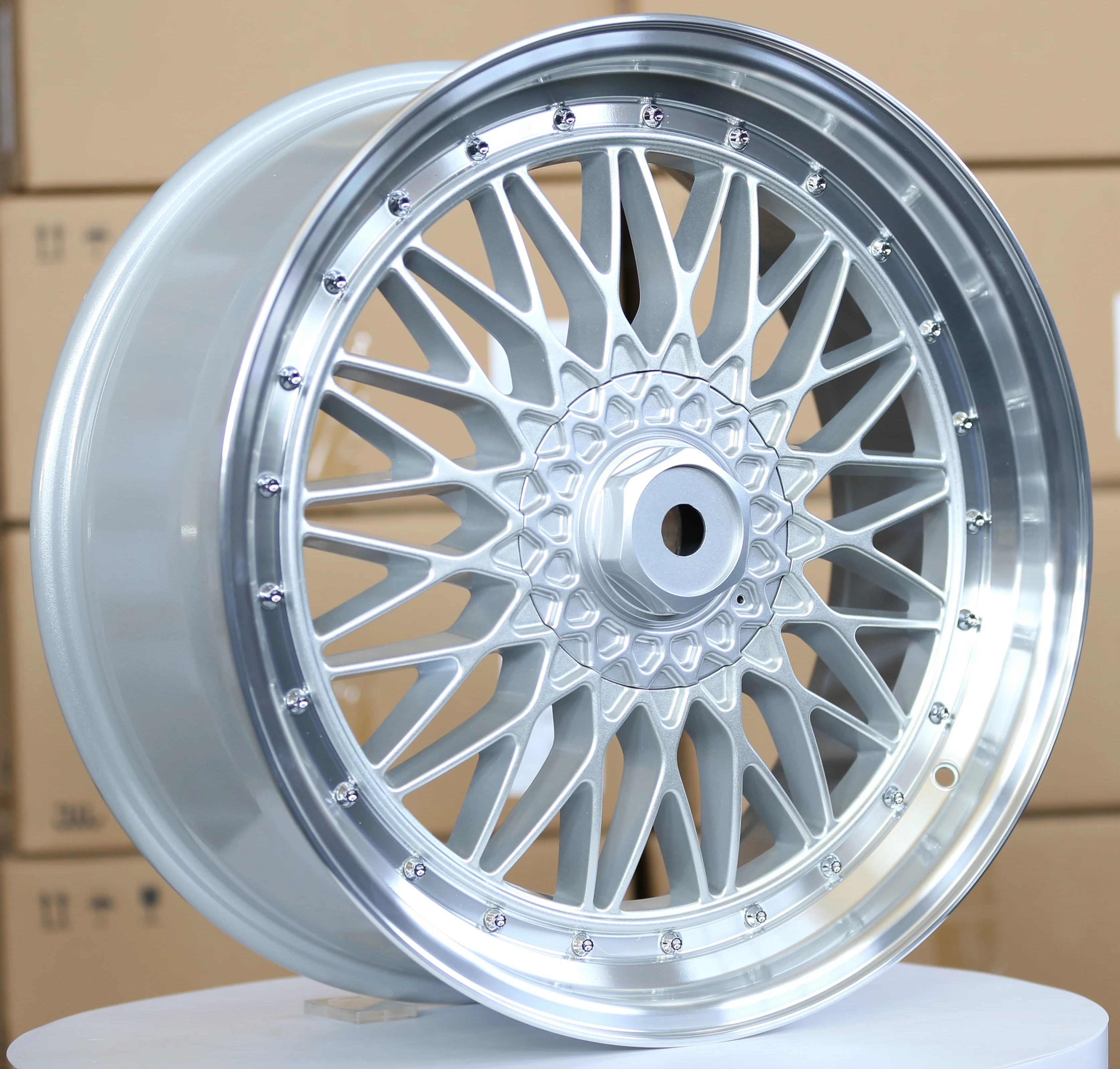 

Кованые легкосплавные диски на заказ 18x8.5 5x114.3 5x108 5x112 5x120, легкие, размеры 16-22 дюйма, идеально подходят для легковых автомобилей CLA45