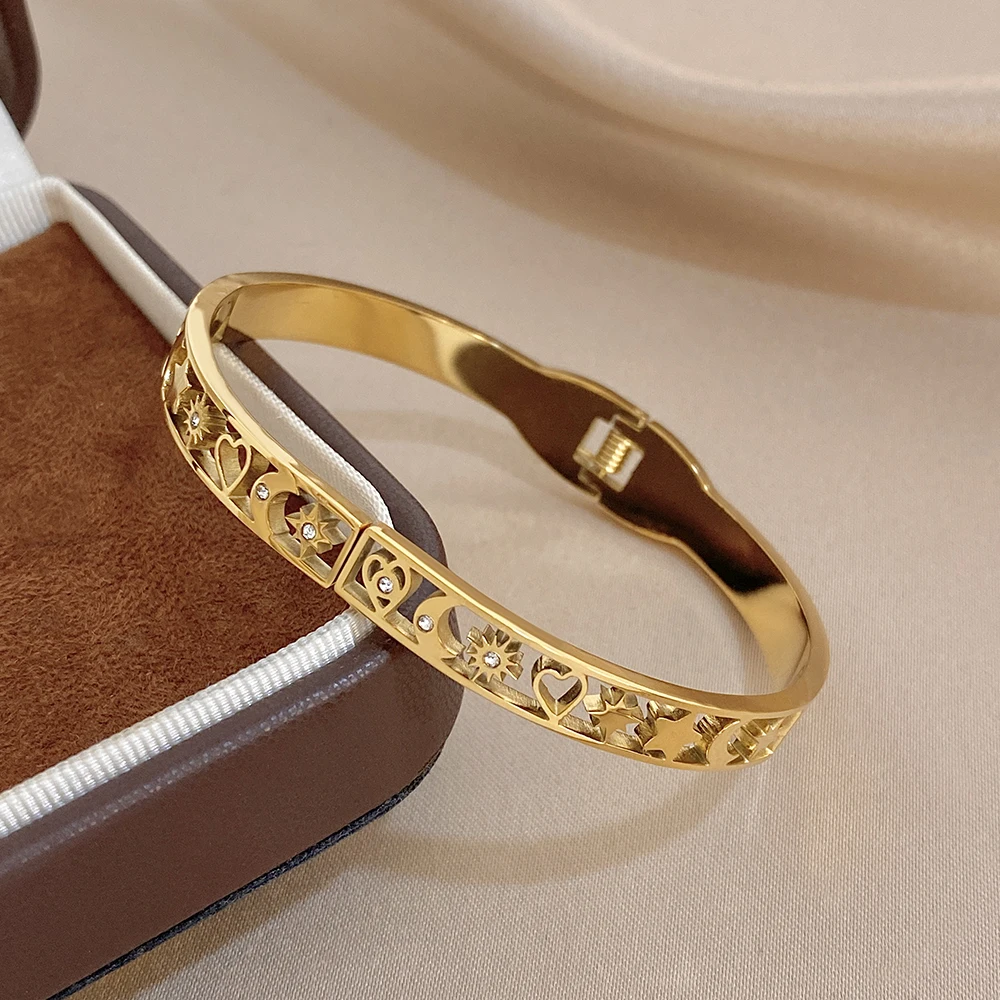 

Freetry Elegant Moon Star Heart Stainless Steel Bangle for Women Hollow Gold Plated Waterproof Bracelet Exquisite Jewelry Gift