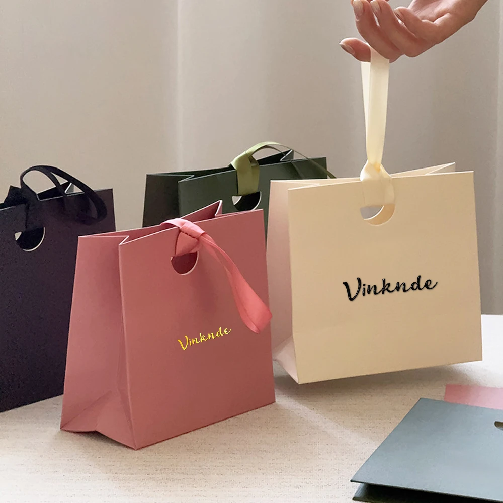 حقيبة تسوق ورقية صغيرة فاخرة لهدايا القهوة للمجوهرات شعار مطبوع مخصص مع مقبض شريطي أكياس تغليف السفر والزفاف #6