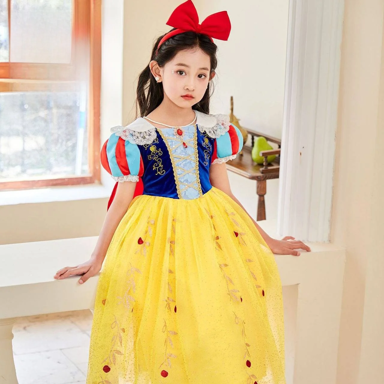Vestido de Cosplay Branca de Neve 2024 para Meninas, Traje de Performance para Festivais, Saia de Princesa com Bordado Pesado...