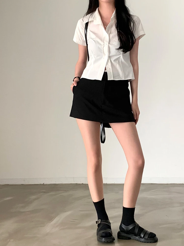 قميص أبيض نسائي صيفي بنمط ريترو وياقة قصيرة وخصر مربوط قميص أزرق منعش لا يقهر ذو ملمس راقي