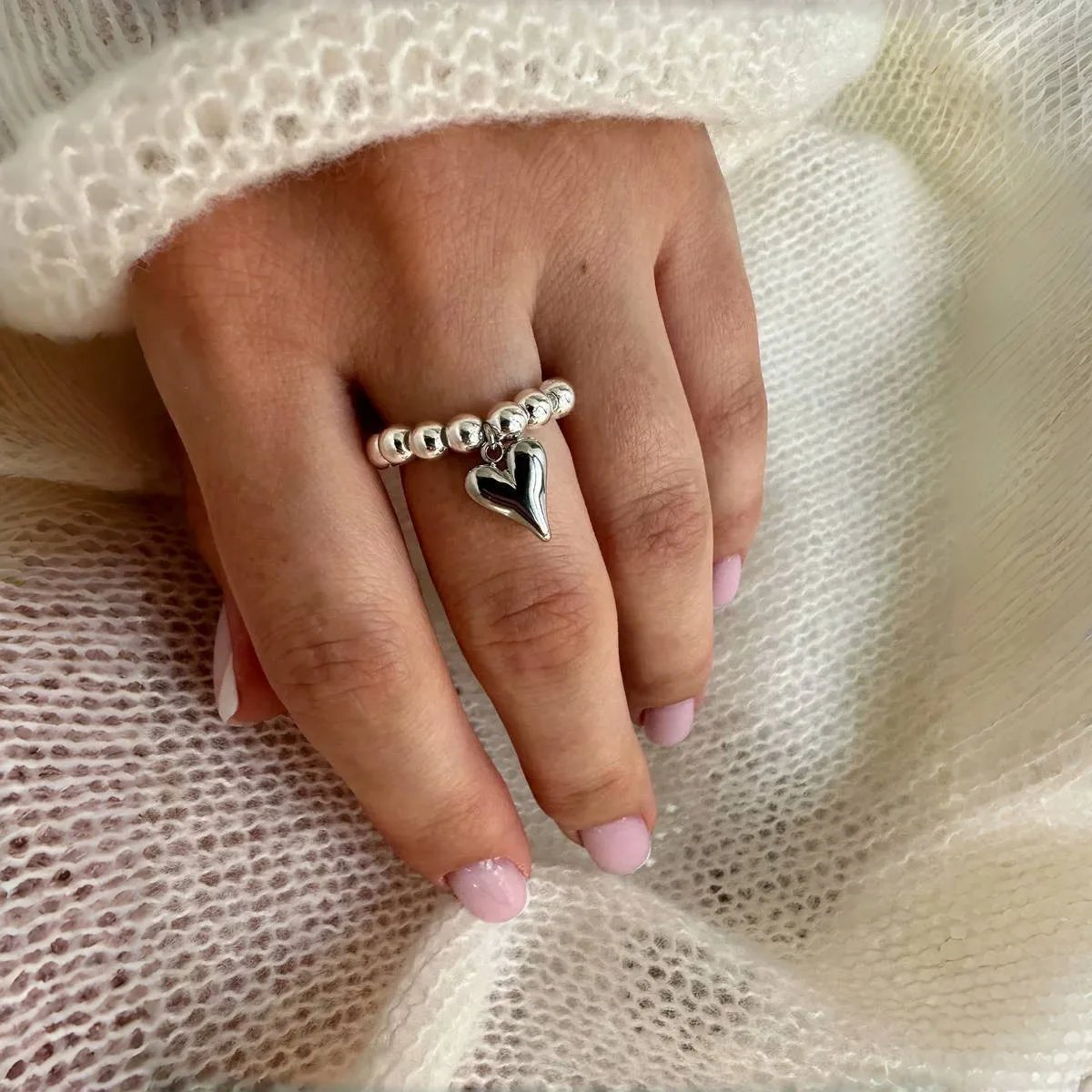 Creative Handmade Beaded Bungee Cord Love Heart Pendant Rings for Women Girl Silver Color CCB Bead Adjustable Ring Jewelry