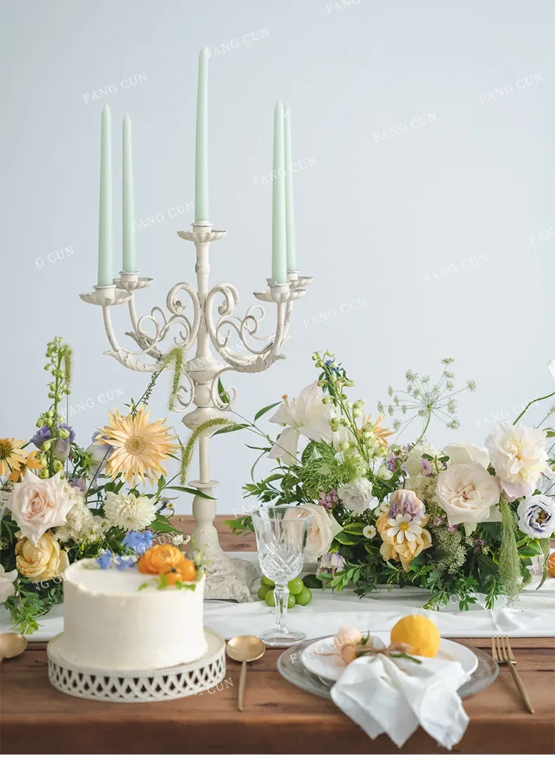 Relief Art Candlestick Retro French Ornament Western Cuisine Ins Palace Romantic Nordic Candlestick Retro Cast Iron Base Wedding