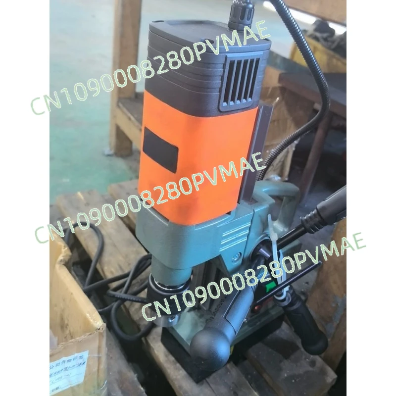 

Промышленный магнитный сверлильный станок, малогабаритный магнитный сверлильный станок, мощный электромагнитный сверлильный станок с функцией притяжения металла