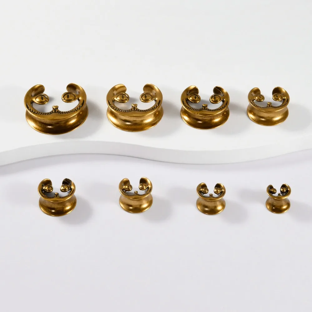 1pair Vintage Gold Smiling Cat Face U-shaped Earlobe Piercing Copper Expansion Ear Ring Ear Accessory for Unique Punk Style