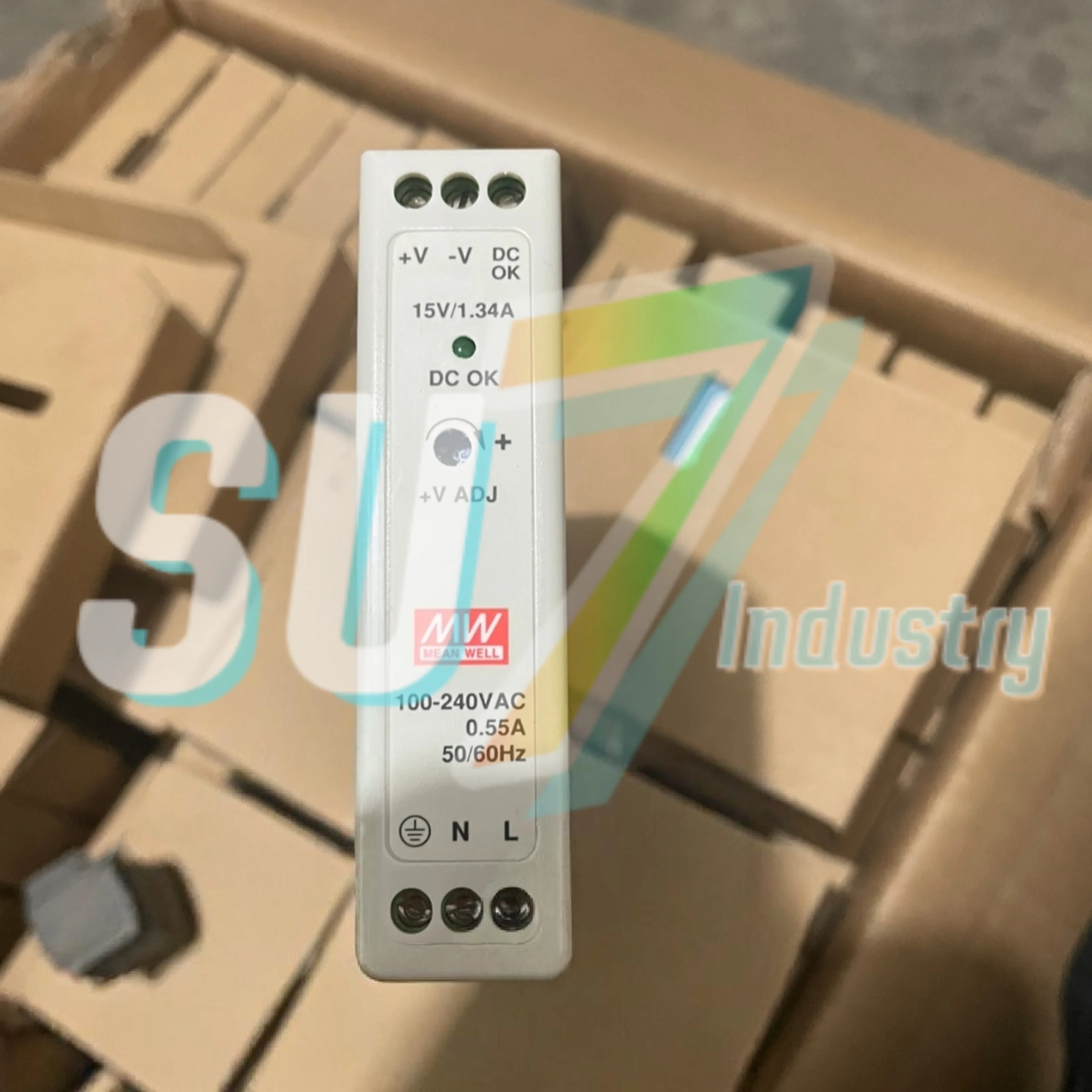 يعني جيدا MDR-20-12 MDR-20-15 مفتاح إمداد الطاقة الجديد في الصندوق