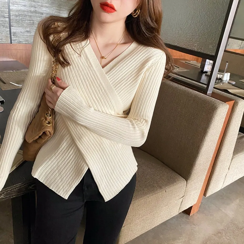 

Women's Knitted V-Neck Cross Sweater Slim Fit Top Bottoming Shirt for Spring Autumn And Winter New Design Niche Inner