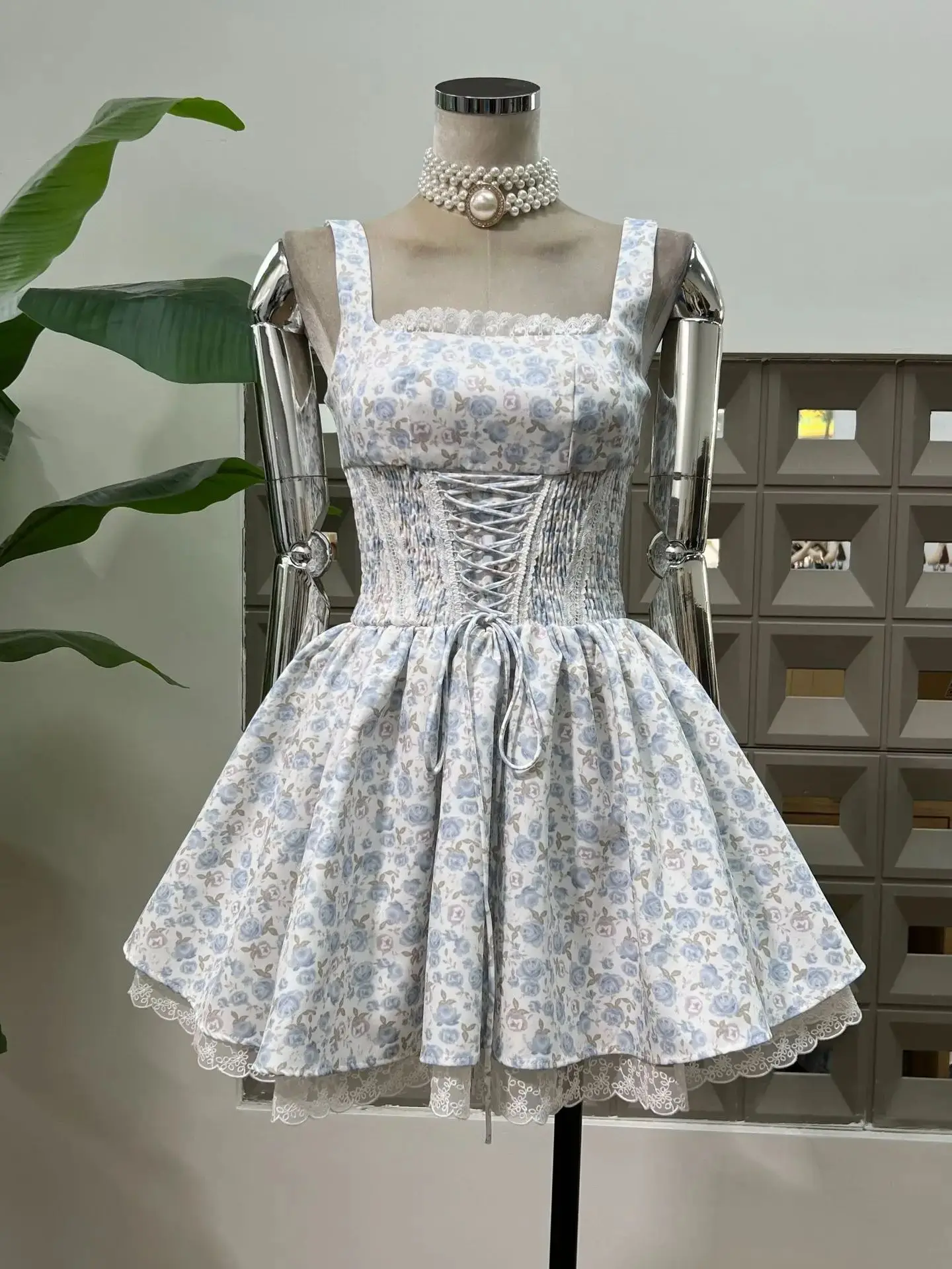 

Summer Sleeveless Vintage Mini Dress Square Neck Lace Trim Flounce Sexy Party Cocktail Fashion Evening Gown Dresses For Women