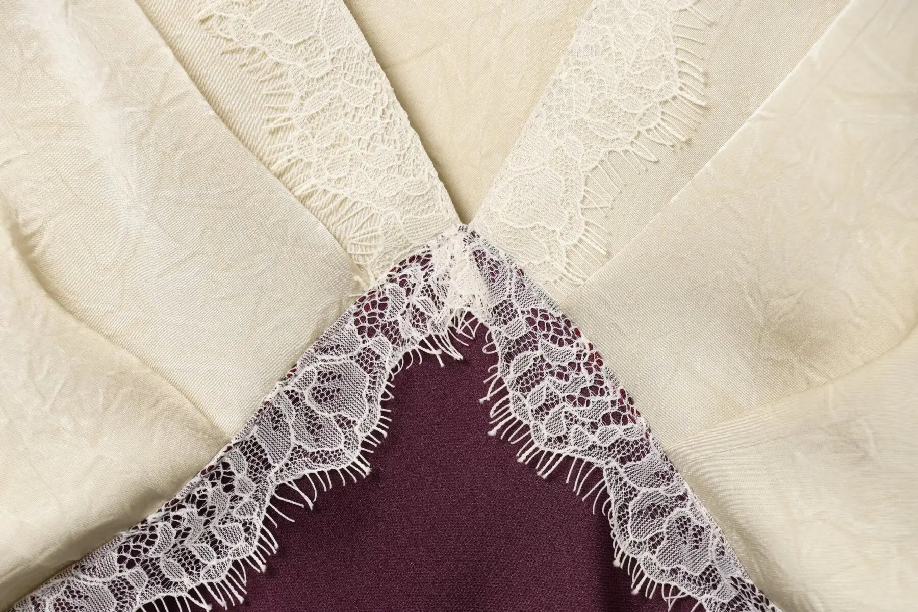 2025 Lace Satin Midi Dress Elegant Fashionable New Arrival Comfortable Office Wear Casual Versatile Retro Sexy Outerwear