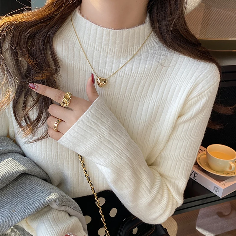 Autumn/winter New Plush Thick Base Sweater Warm Knit Pullover Tops Elegant White Half High Neck Sweater for Women 31148