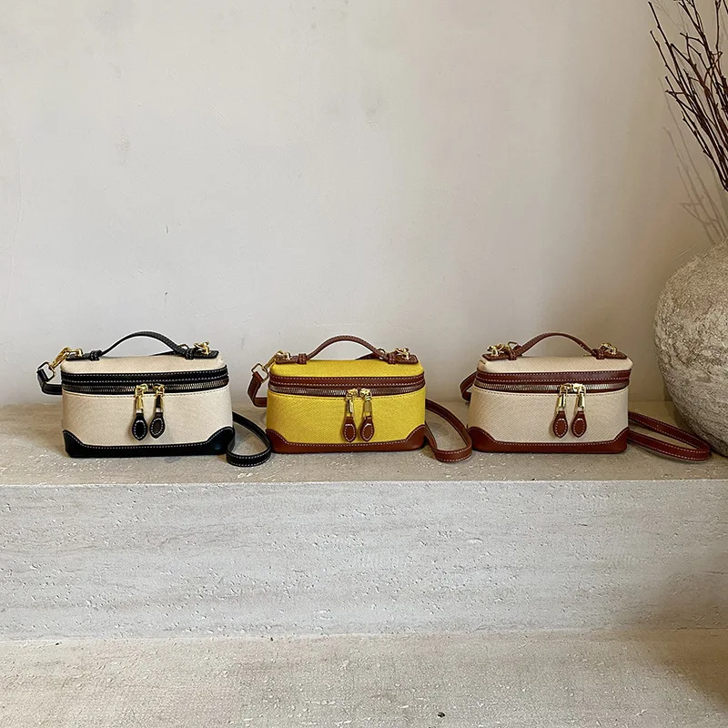 ΠΠ΅Π½ΡΠΊΠ°Ρ ΠΊΠΎΠΆΠ°Π½Π°Ρ ΡΡΠΌΠΊΠ°-ΠΊΠΎΡΠΎΠ±ΠΊΠ° Π½Π° ΠΌΠΎΠ»Π½ΠΈΠΈ ΠΊΠΎΠ½ΡΡΠ°ΡΡΠ½ΠΎΠ³ΠΎ ΡΠ²Π΅ΡΠ°, ΠΊΠ²Π°Π΄ΡΠ°ΡΠ½Π°Ρ ΡΡΠΌΠΊΠ°, Π°ΠΌΠ΅ΡΠΈΠΊΠ°Π½ΡΠΊΠ°Ρ ΠΏΠΎΠ²ΡΠ΅Π΄Π½Π΅Π²Π½Π°Ρ ΠΌΠΎΠ΄Π½Π°Ρ ΡΠ΅ΡΡΠΎ ΠΆΠ΅Π½ΡΠΊΠ°Ρ ΡΡΠΌΠΊΠ° ΡΠ΅ΡΠ΅Π· ΠΏΠ»Π΅ΡΠΎ ΠΠ΅Π½ΡΠΊΠ°Ρ ΠΊΠΎΠΆΠ°Π½Π°Ρ ΡΡΠΌΠΊΠ°-ΠΊΠΎΡΠΎΠ±ΠΊΠ° Π½Π° ΠΌΠΎΠ»Π½ΠΈΠΈ ΠΊΠΎΠ½ΡΡΠ°ΡΡΠ½ΠΎΠ³ΠΎ ΡΠ²Π΅ΡΠ°, ΠΊΠ²Π°Π΄ΡΠ°ΡΠ½Π°Ρ ΡΡΠΌΠΊΠ°, Π°ΠΌΠ΅ΡΠΈΠΊΠ°Π½ΡΠΊΠ°Ρ ΠΏΠΎΠ²ΡΠ΅Π΄Π½Π΅Π²Π½Π°Ρ ΠΌΠΎΠ΄Π½Π°Ρ ΡΠ΅ΡΡΠΎ ΠΆΠ΅Π½ΡΠΊΠ°Ρ ΡΡΠΌΠΊΠ° ΡΠ΅ΡΠ΅Π· ΠΏΠ»Π΅ΡΠΎ