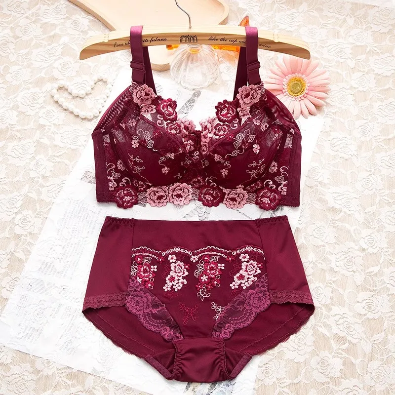 Sexy Lace Plus Size Female Lingerie 34 36 38 40 42 44 46 48 C D E F Thin Cup Bra Set Push Up Embroidery Full Coverage Brassiere