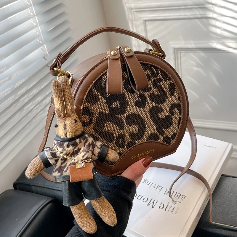 

Faionable Summer Handbag Women's Crossbody Bag Sli Trendy round Small oulder Bag Commuter Sle Soft PU Leather