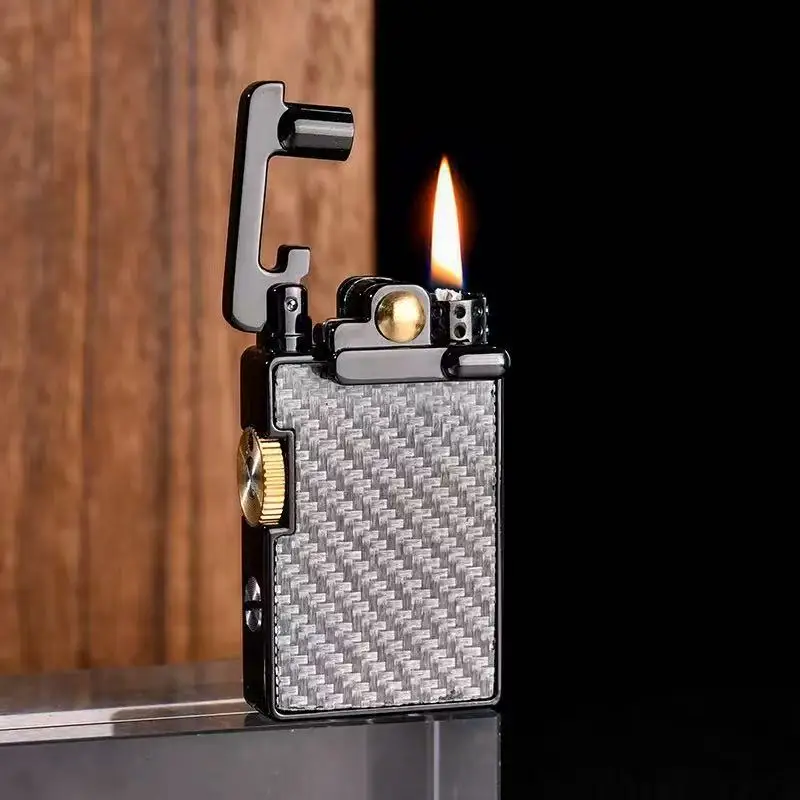 

Керосиновая зажигалка CHIEF: редкая, ветрозащитная, кожаная, креативная, персонализированная, подарочная.