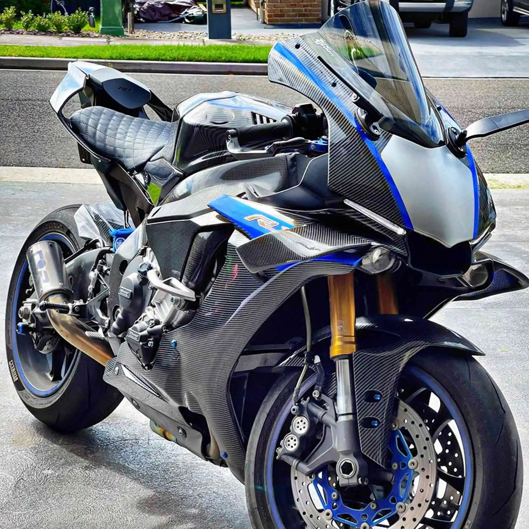 

Motorcycle Mirrors Modified Wind Wing Adjustable Rotating Rearview Mirror For YAMAHA R15 R25 R3 R1 R1S R6 R6S V2 V3
