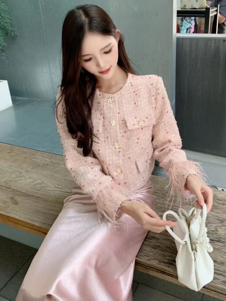 

New French Style Women Tweed Jacket Feather Long Sleeve Fashion O-Neck Vintage Jacket Coat Elegant Office Lady Slim Short Top