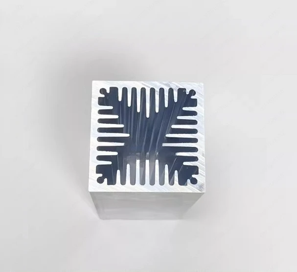 High-power air-cooled radiator profile 40 * 40 * 100 electronic triode heat sink wind tunnel heat dissipation