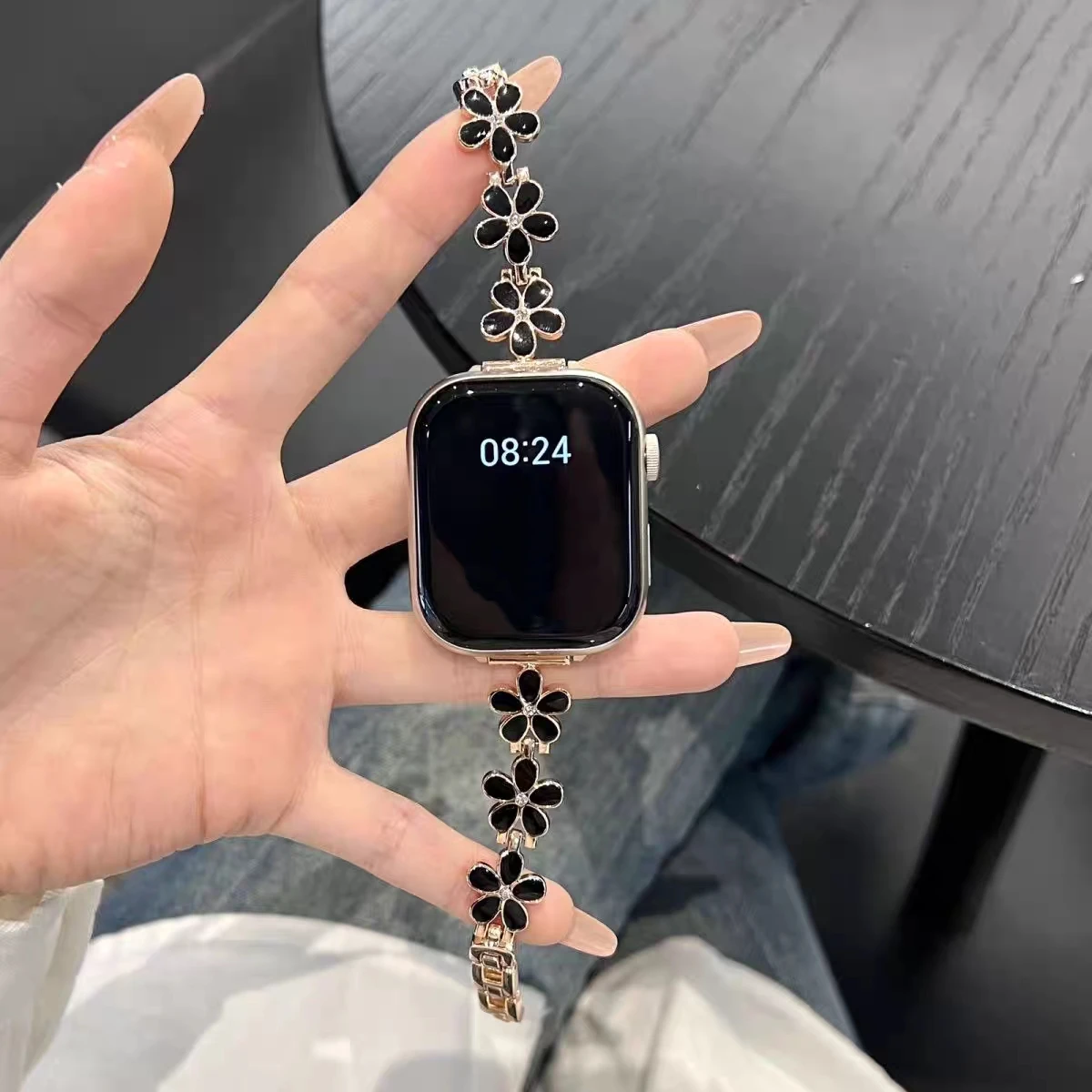 Nice Flower Stainless steel bracelet link For Apple Watch band Series 8/7/6/10/9/11 40mm 41mm 38mm 42mm 44mm 45mm 46mm Strap