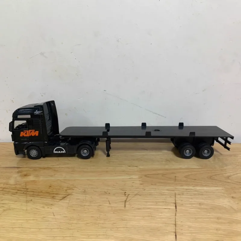 

Diecast KTM Man Alloy Truck Model 1:32 Scale Finished Product Simulation Toy Collection Gift Static Model Display