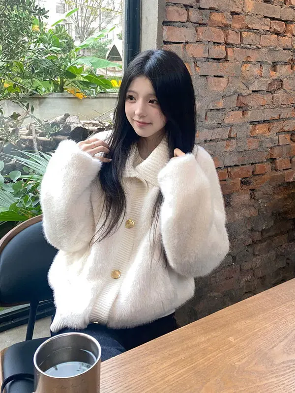 

Sweet Collar ort Fur Coat Women's Spring 2026 Gentle Sle Eco-friendly Beautiful Top Warmth Stand Fit Button Detail