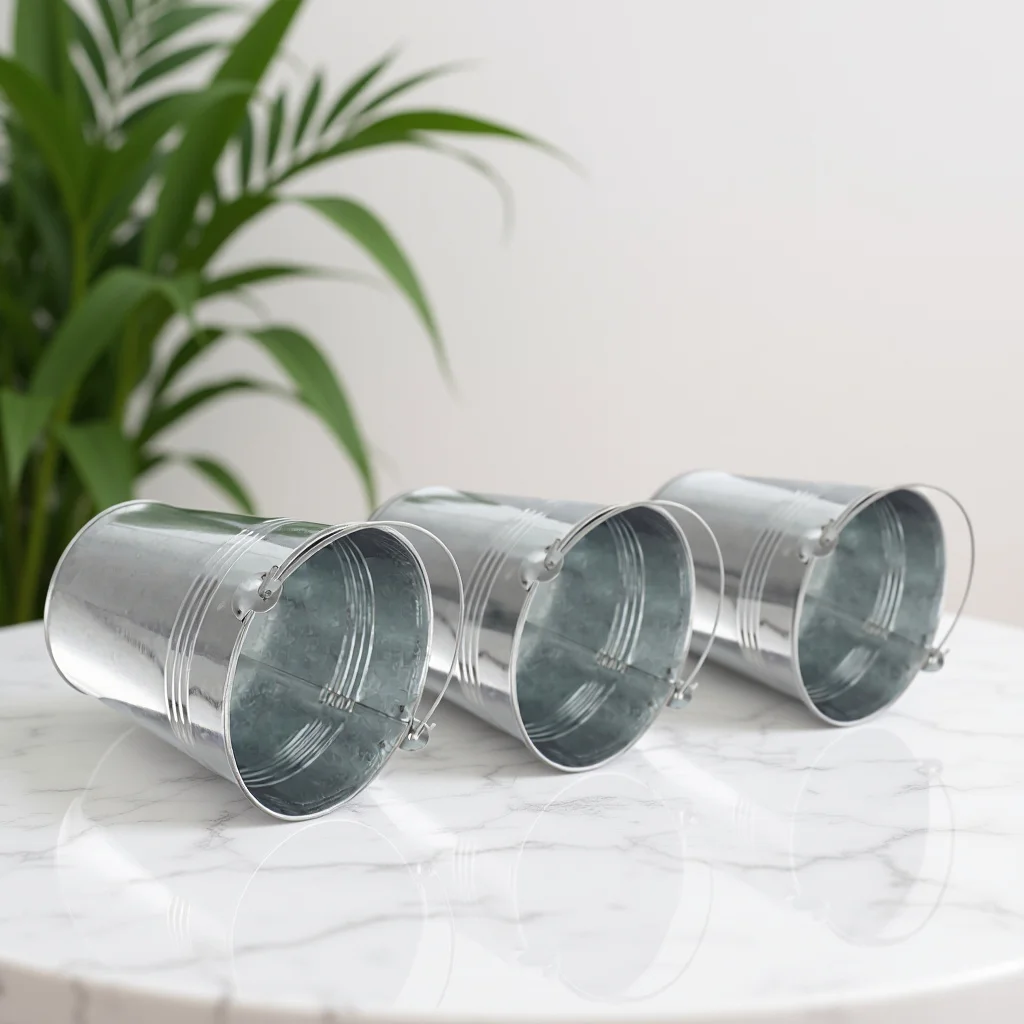 

Small Tinplate Bucket Metal French Fries Holder Ice Cube Storage Snack Holder for Bar Ice Cubes Bucket Fried Chicken Container