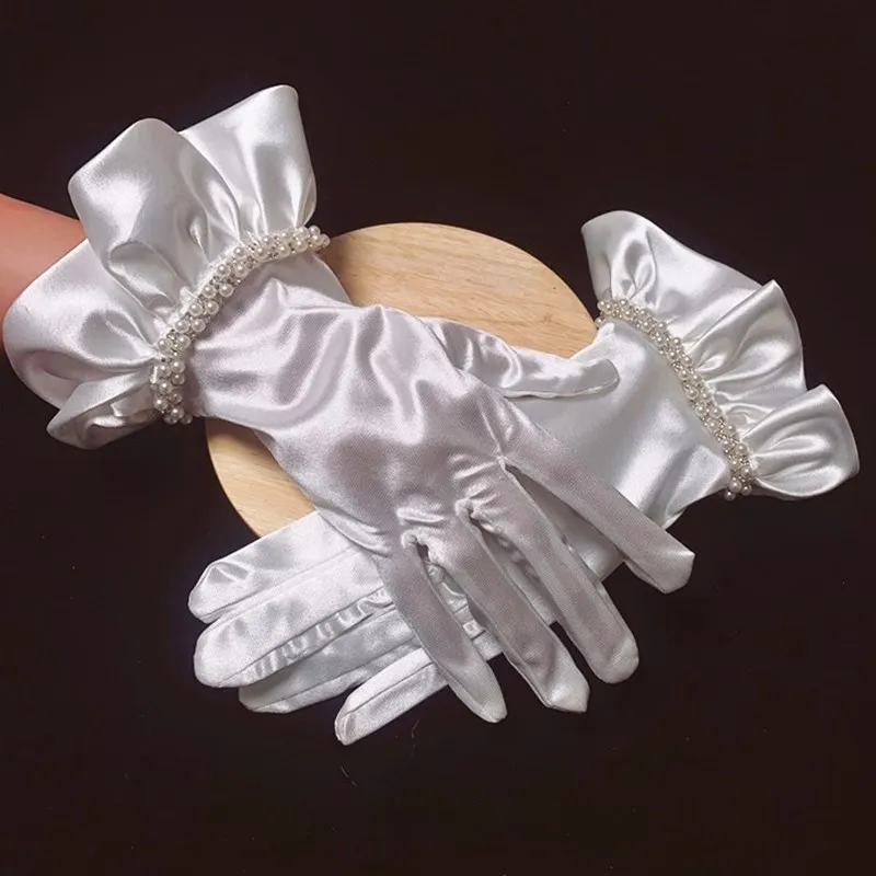 

Women's Elegant Pearl Beaded White Satin Glove Female Spring Summer Vintage Sunscreen Driving Photograph Glove R385