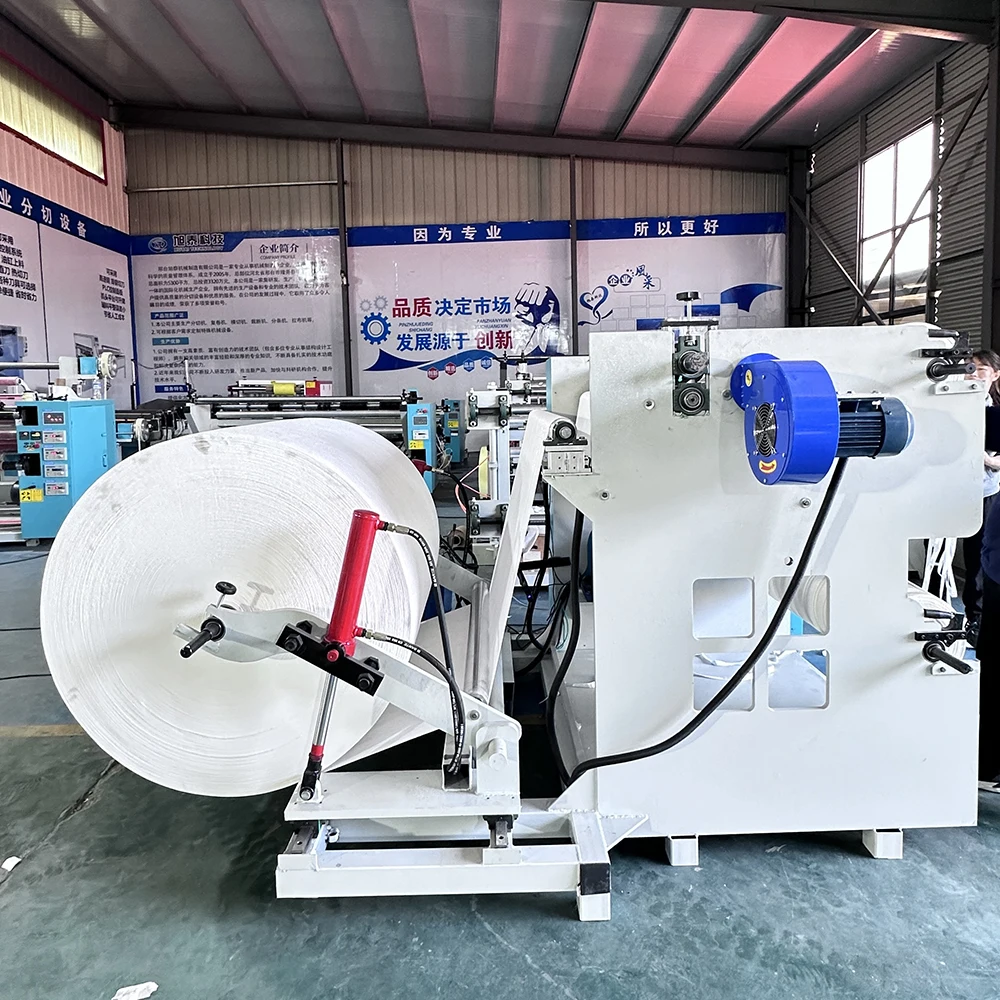 Картина 4: Машина для обработки рулонов бумаги. Эффективный перемотчик для резки.