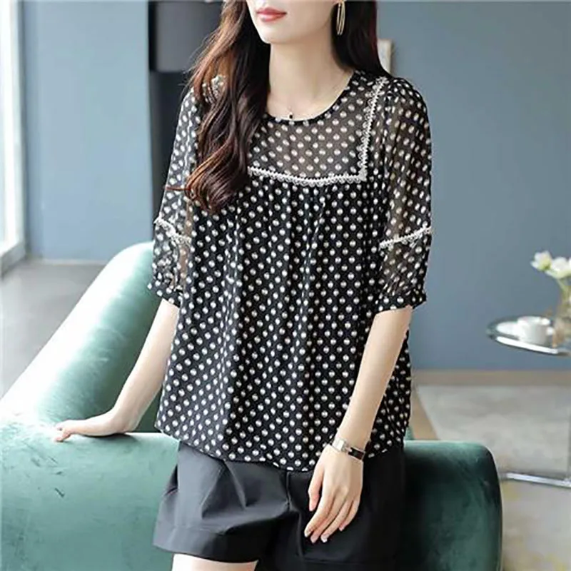 Vintage Printed Spliced Lace Ruffles Blouse Women\'s Clothing 2023 Summer New Oversized Casual Pullovers Office Lady Shirt