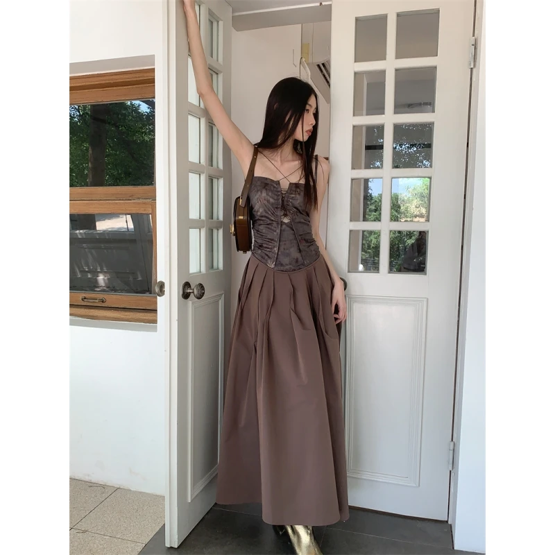 Women's Suspender Dress Brown Sling Spliced Hollow Out Design Printed Dress Slim Fitting Feminine Temperament Mid Length Skirt ﻿