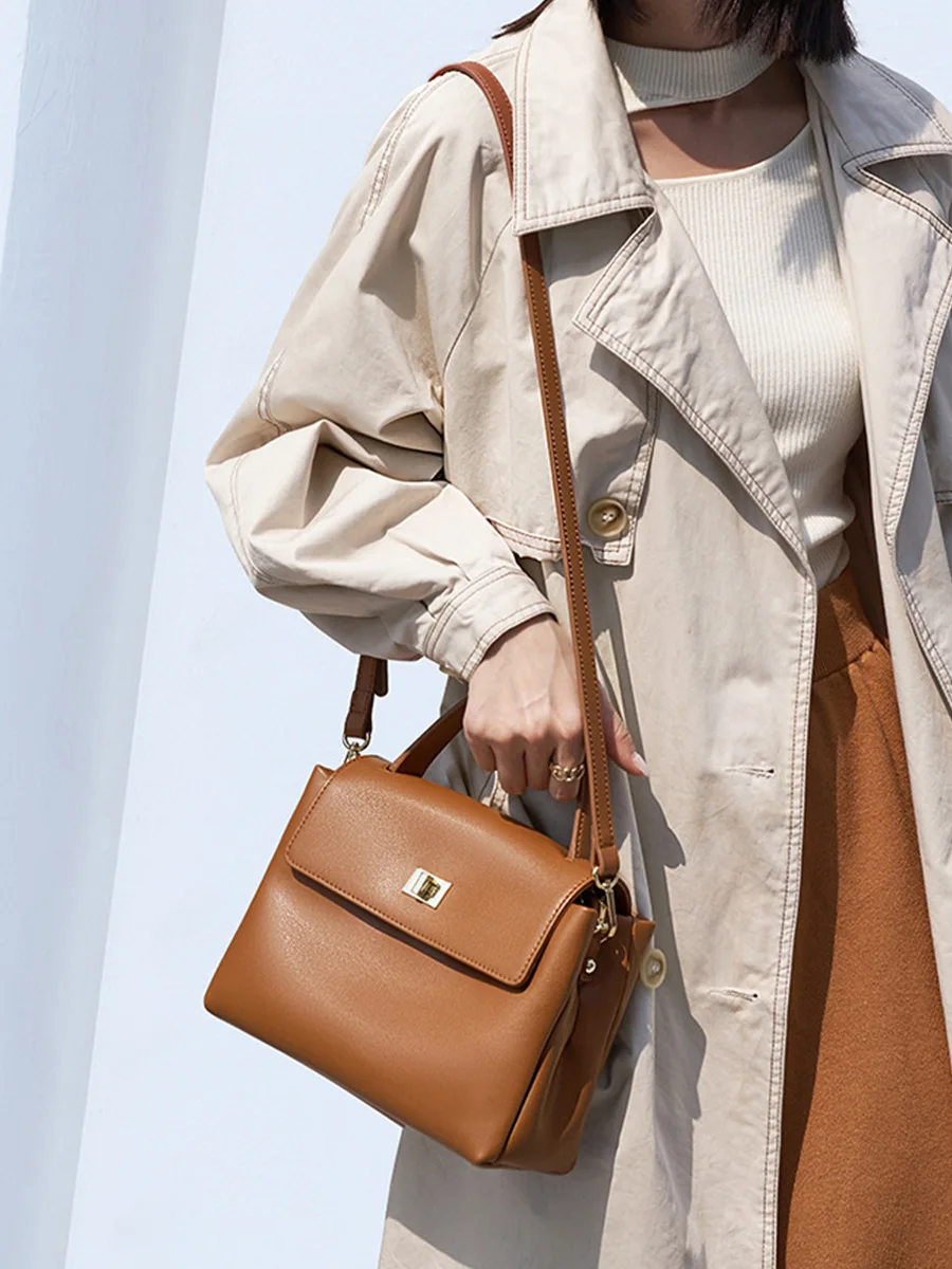 Real Genuine Leather Women\'s Handbag Elegant Design Premium Shoulder Bag Large Capacity Adjustable Strap