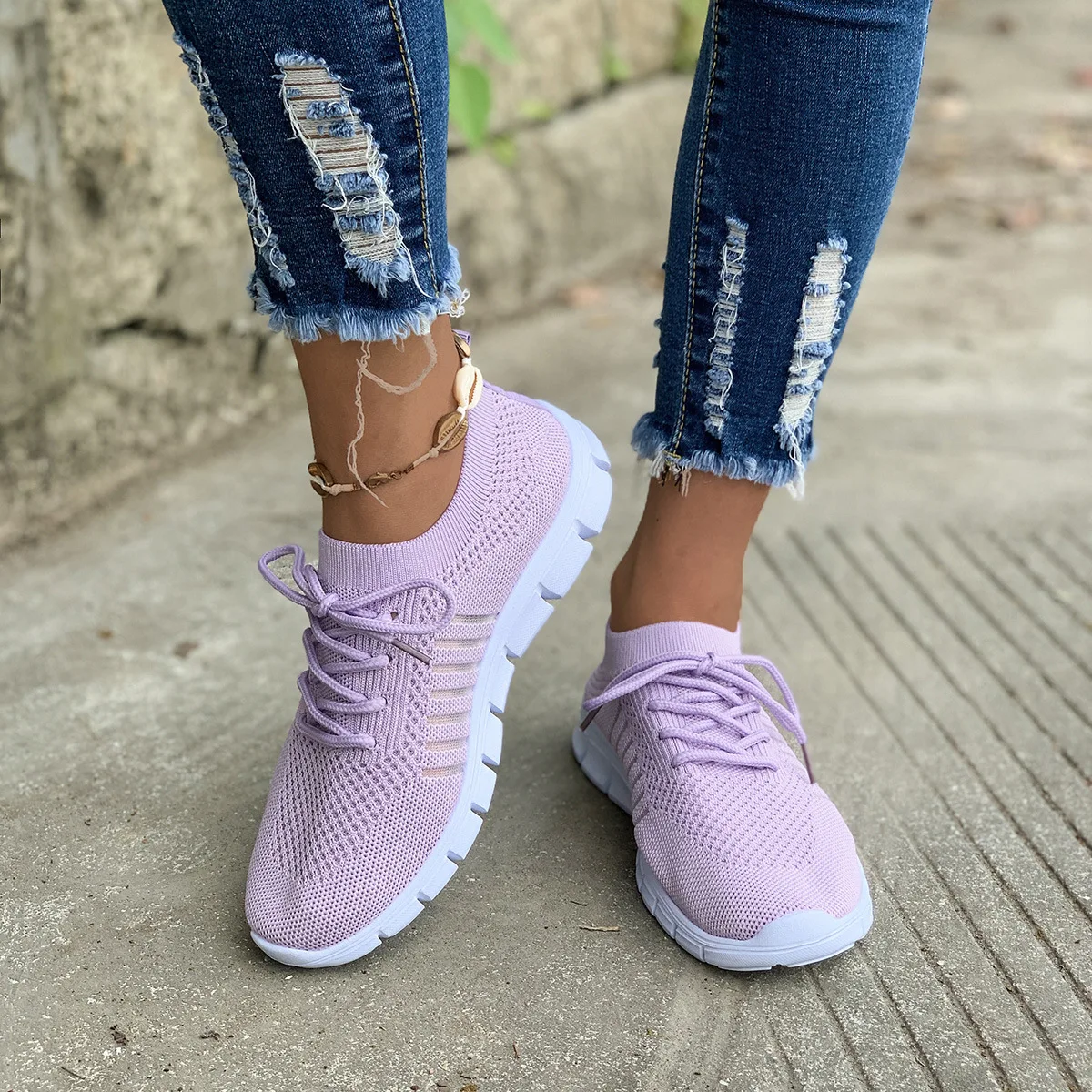 Mulher plana deslizamento em sapatos brancos mulher leve tênis branco verão outono casual chaussures femme cesta sapatos planos