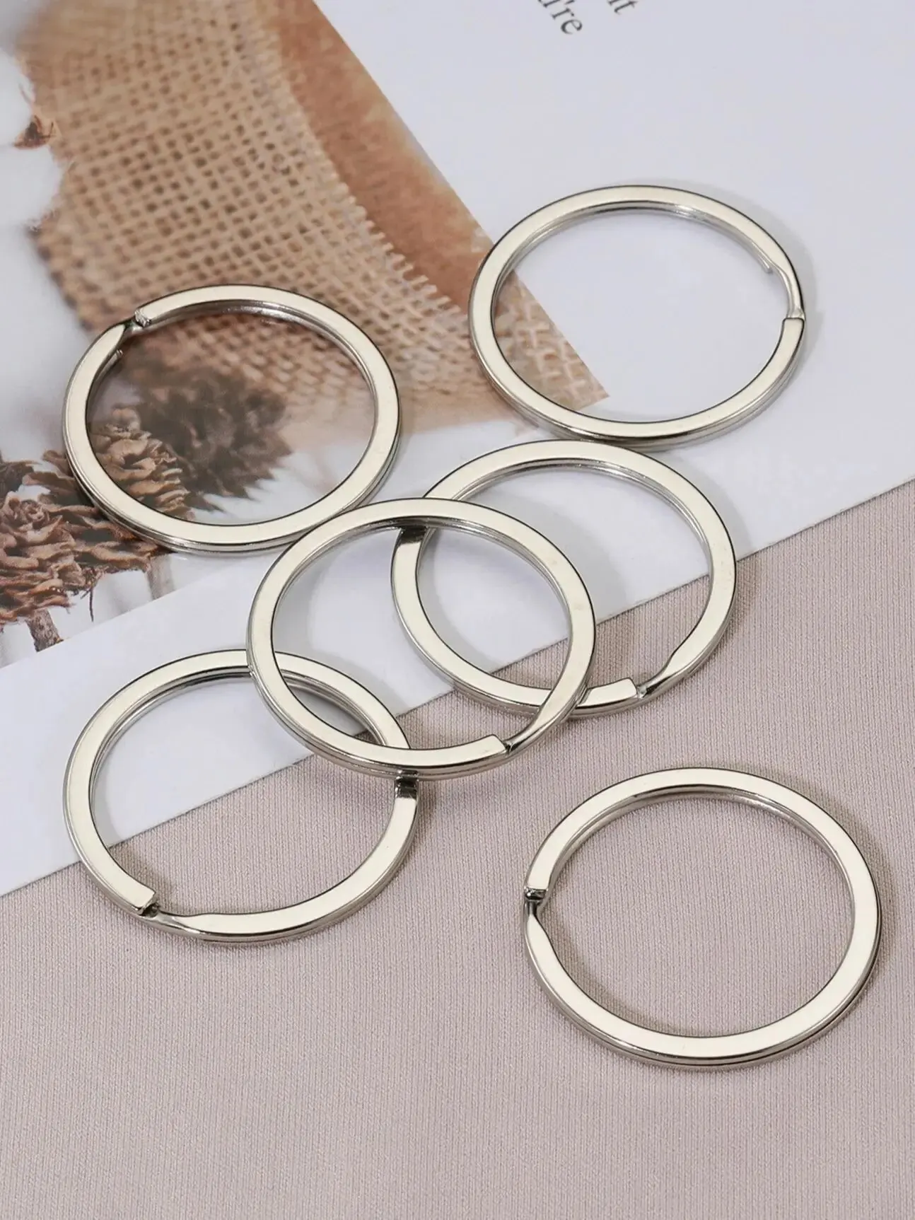 Porte-clés en métal pour bijoux à bricoler soi-même, ligne plate ronde, anneaux fendus, porte-clés en alliage, porte-clés exécutif, accessoires, 1.5x20mm, 20 pièces