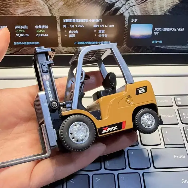 รถของเล่นรุ่นใหม่ 1/64 รถยกโลหะผสมบังคับวิทยุ รถบรรทุก รถขุด ของเล่นสะสมสำหรับเด็กผู้ชาย