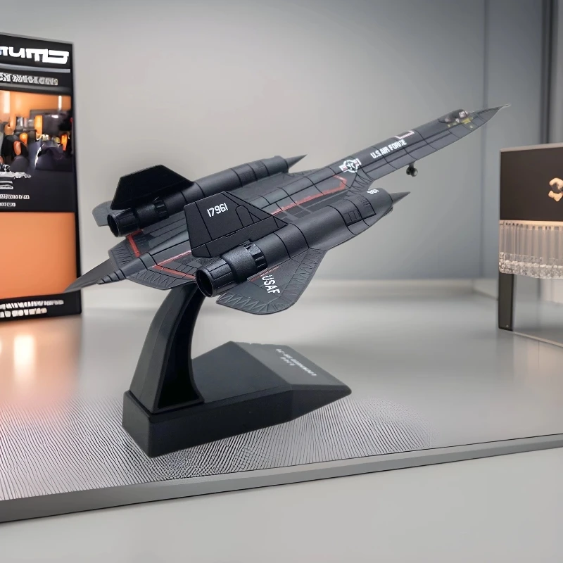

Metal Alloy 1:144 Scale SR-71 US Air Force Aircraft Model SR71 Blackbird Plane Airplane Model For Home Decor Collection Display