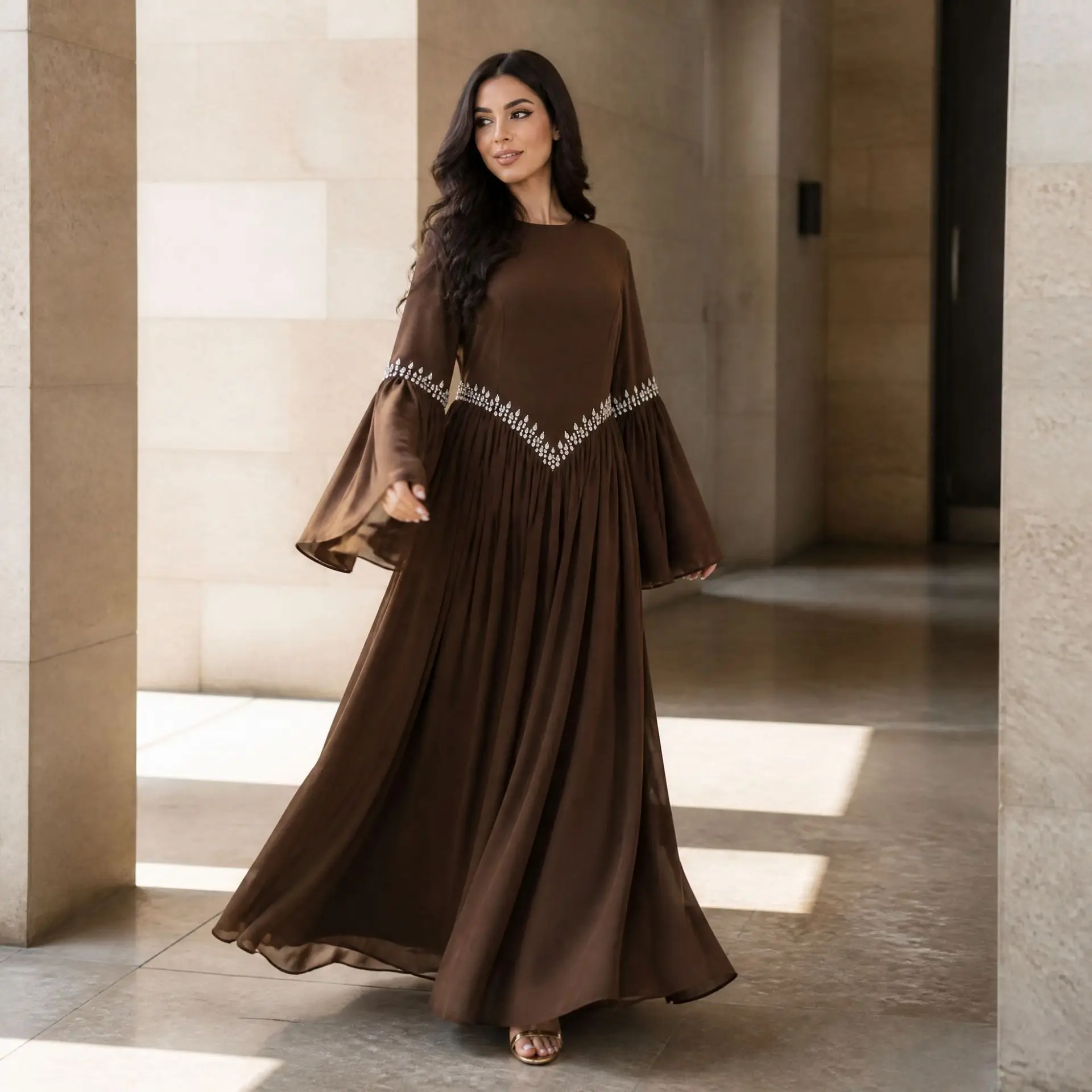 Abaya Woman Dubai Diamonds Pleated Long Dress Ramadan Turkey Kaftan Eid Islam Clothing Jalabiya Caftan Marocain Femme Robe Gown