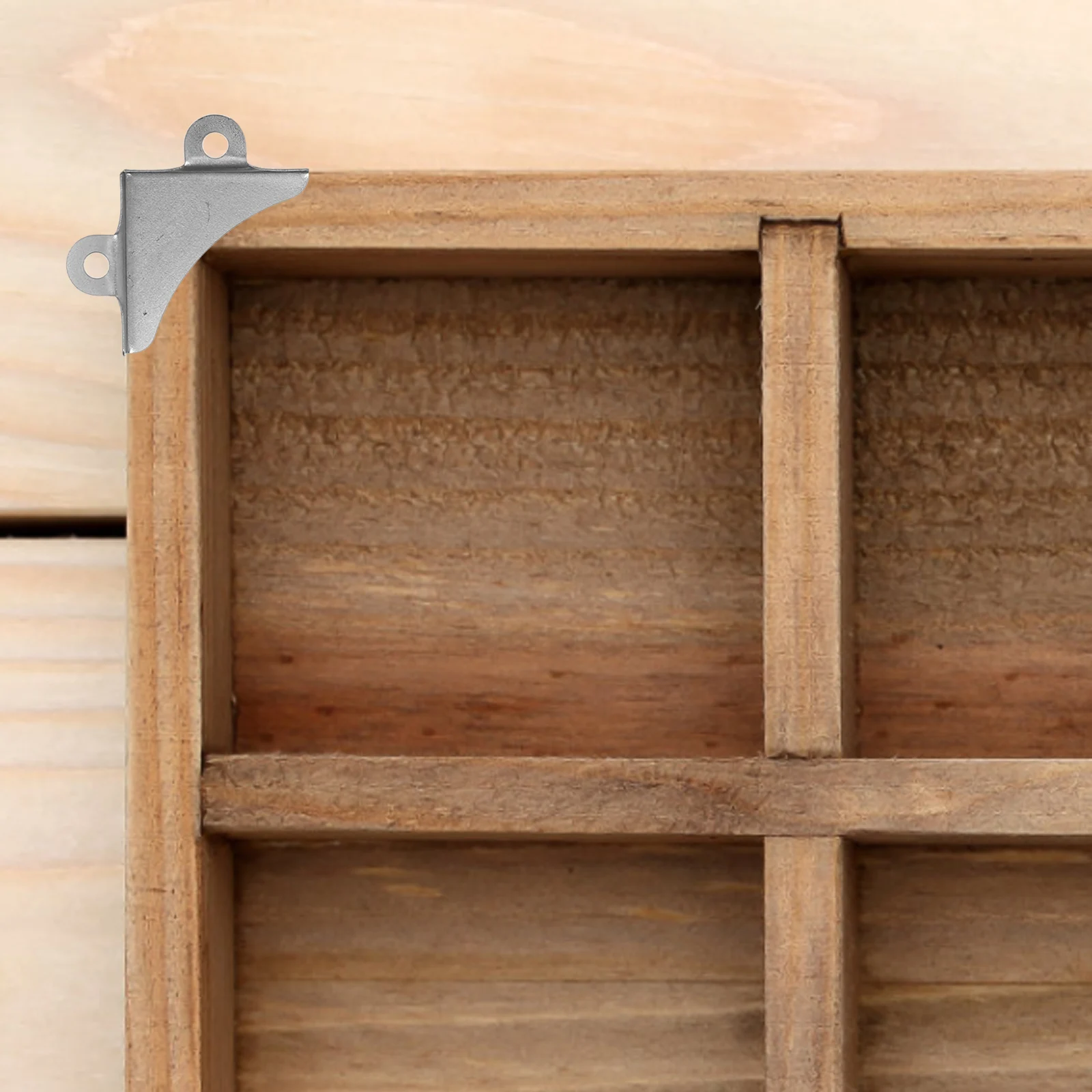 

1 Set Iron Corner Protectors Triangular Design Anti-Collision Box Edge Covers For Wooden Cases Luggage Frames Metal L-Shaped