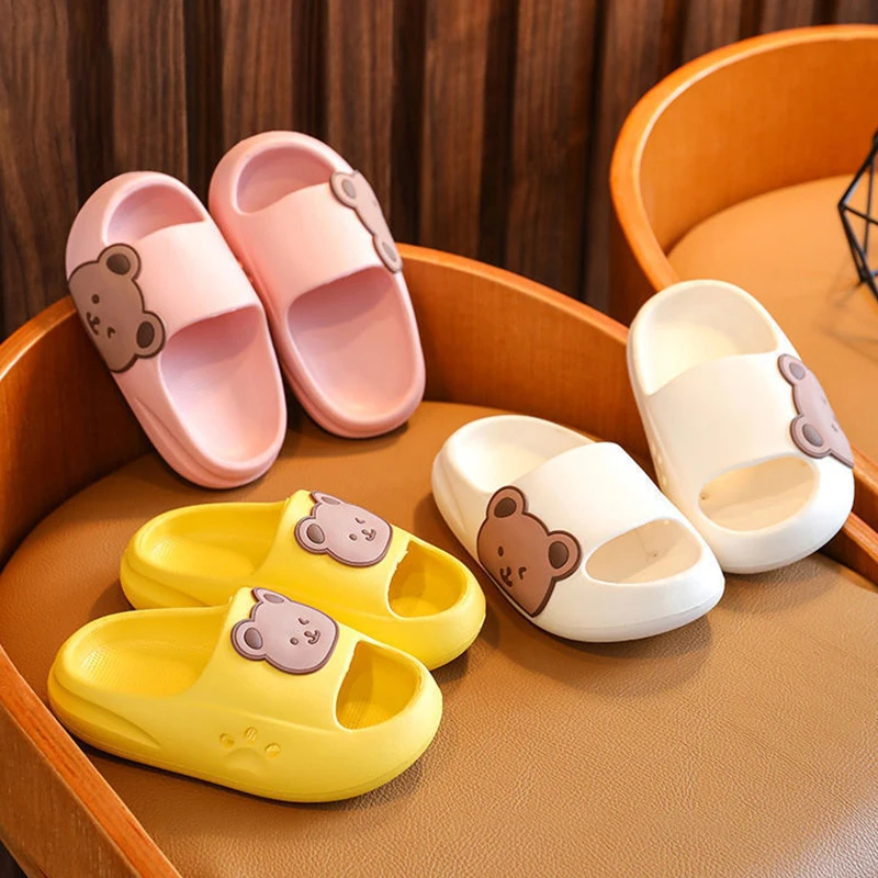 Summer Kids Slippers for Boy Girls 2-12Y Solid Soft Cute Cartoon Bear Pattern Anti-Slip Slippers Thick Sole Fashion Home Shoes