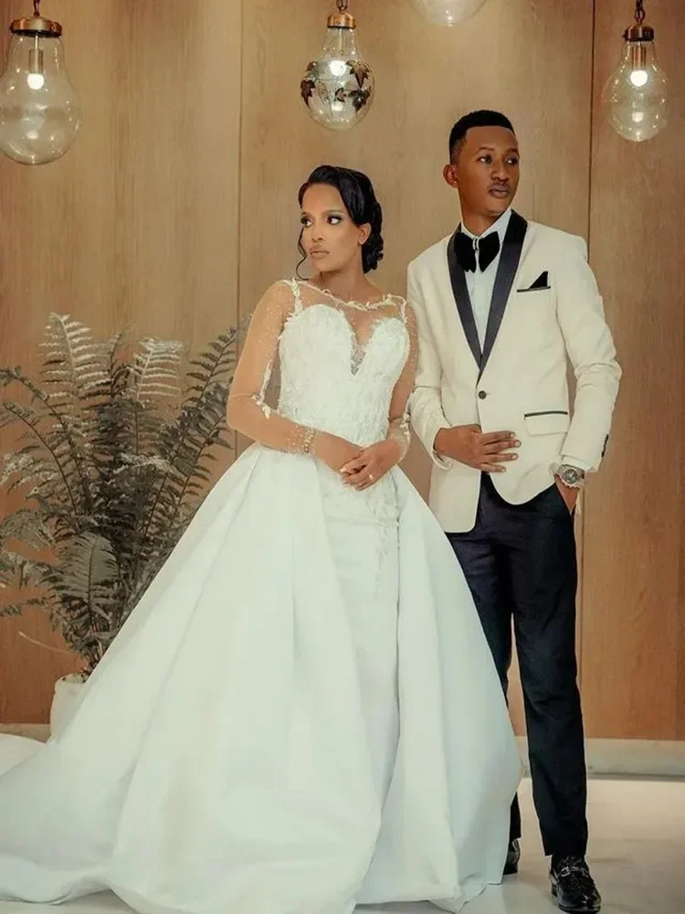 

Customized Sheer Neck African Lace Appliques Wedding Dress with Detachable Train Robe De Mariée Full Sleeves Satin Bridal Gown