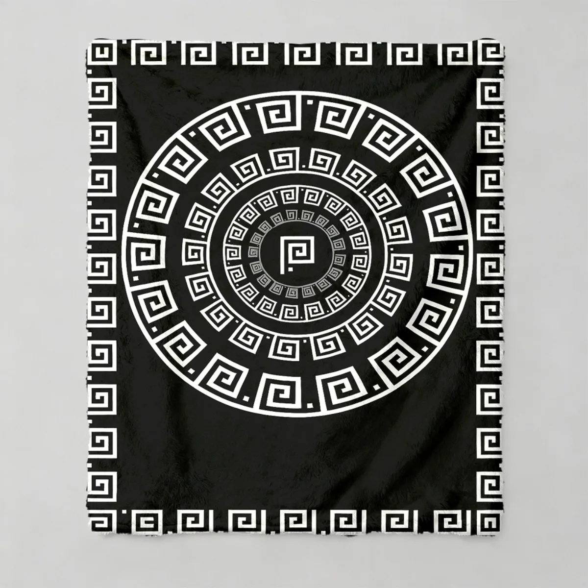 Premium Black Greek Key Meander Pattern Throw Blanket Flannel Polyester Cozy Decorative Throw for Sofa Bed Winter Home Decor
