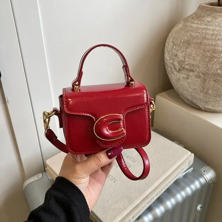 

New Spring Women's Niche Small Square Bag, High-End Exquisite Handbag, Fashion Simple Daily All-Match Shoulder Messenger Bag