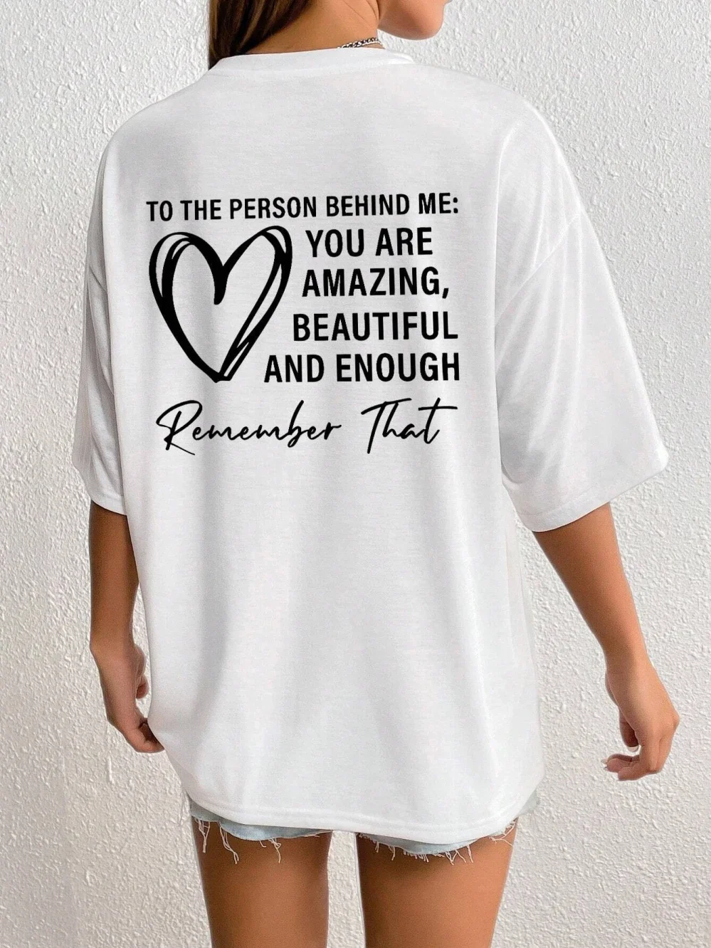 2026 The Person Behind Me You Are Amaeing Women Tshirt Casual Breathable Sleeve Harajuku Short Sleeve Casual Aesthetic Clothing