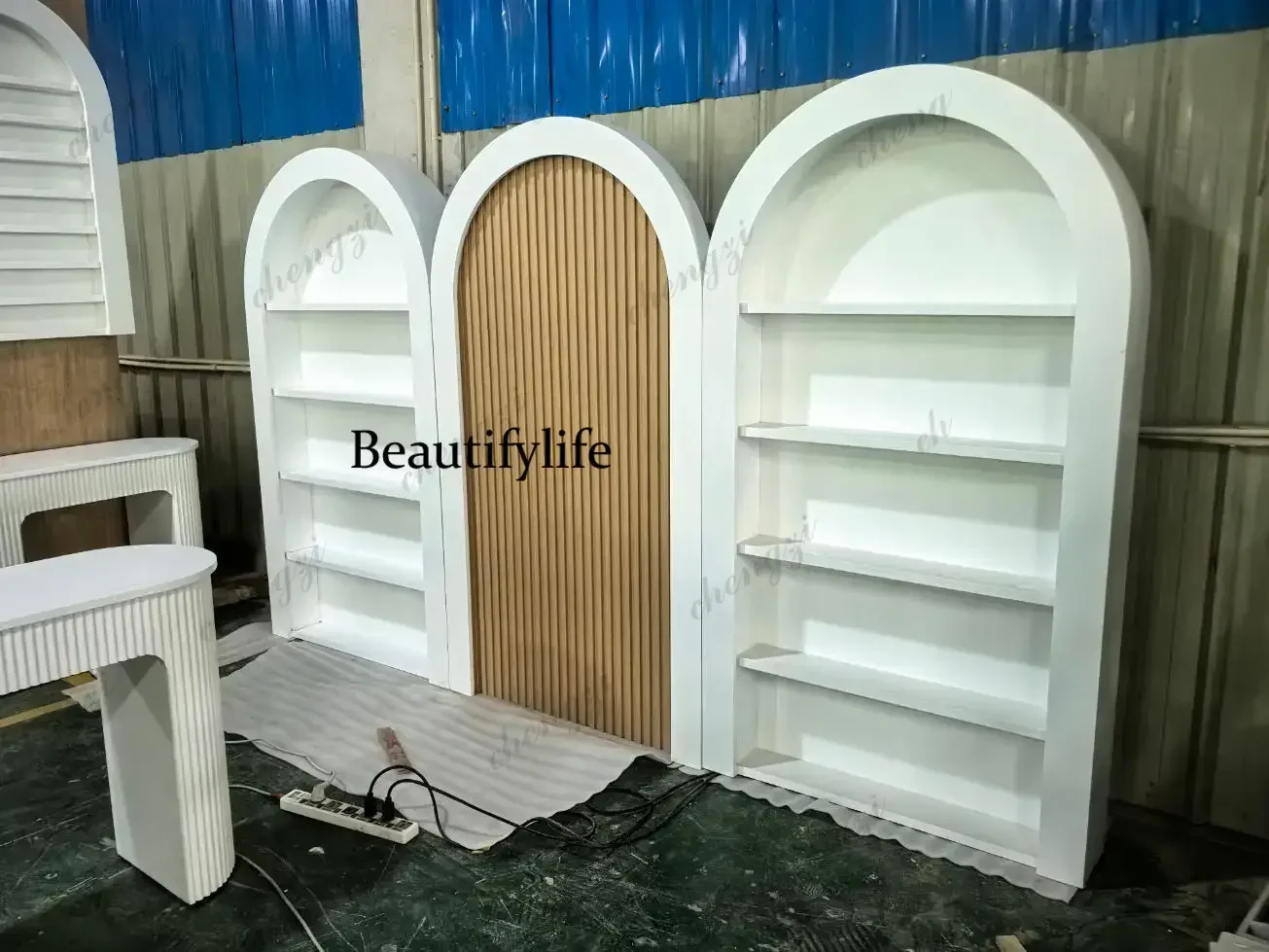 Sulla Nail Store Wall Display Curved Perfect for nail salons, spas, skincare, cosmetic and beauty studios.