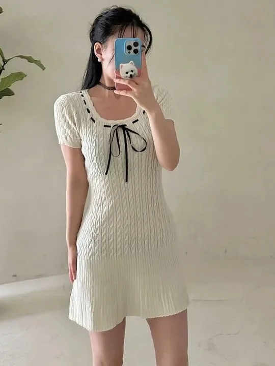 시크한 여름 달콤한 개성 사각 칼라 매듭 나비 슬림핏 반팔 트위스트 니트 드레스 패셔너블 출퇴근 스타일