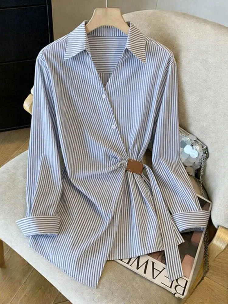 

Elegant V-neck Striped Shirt Women Early Spring Belted Slimming Design Sense Shirt Jacket Top French Style Polyester Fiber