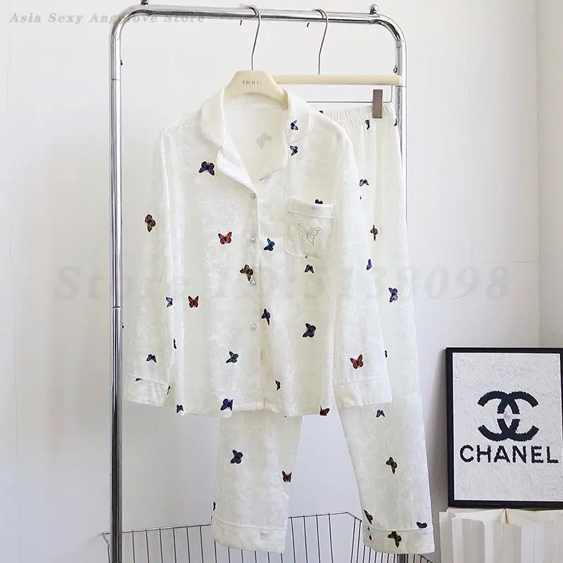 

2025 Autumn New Velour Pajamas Set Butterfly Print Sleepwear Women Sweet Home Clothing Velvet Top Pants 2Pcs Pjs Loungewear